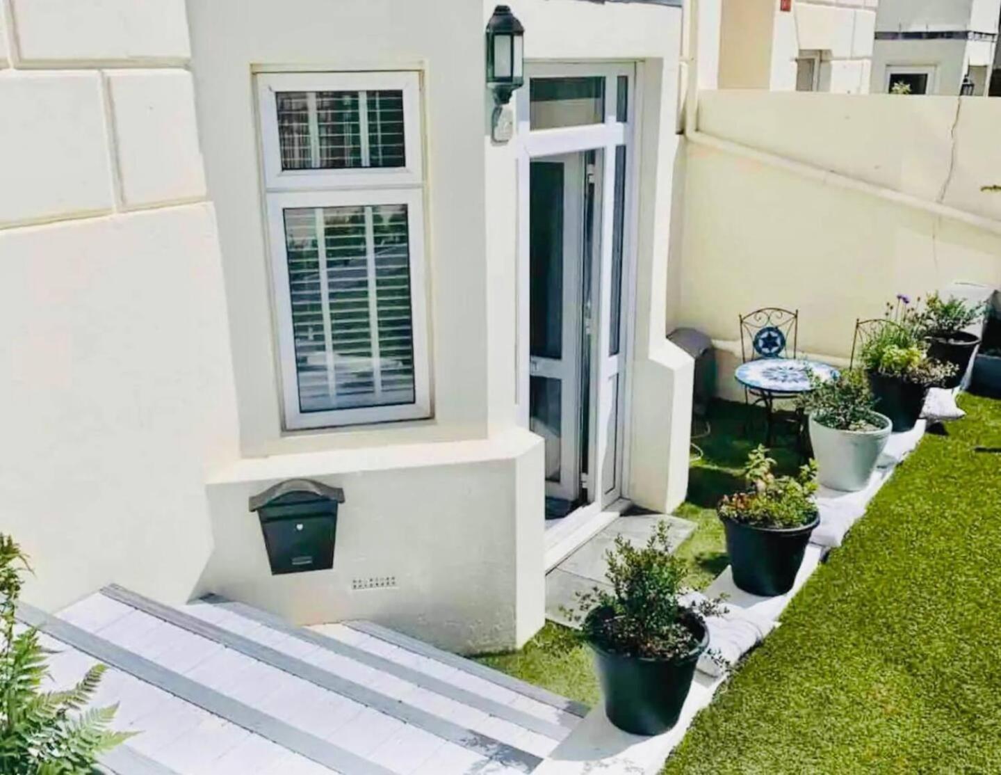 Stunning 3 Double Bedroom Beach Front Apartment Portsmouth Ngoại thất bức ảnh
